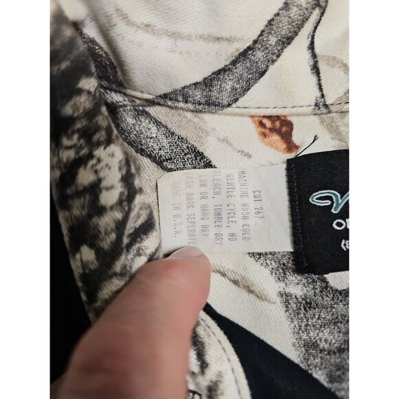 Legendary Whitetails Shirt Men’s Size XL Black White Camo Long Sleeve Western - Picture 5 of 7